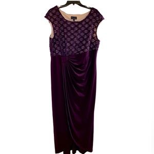 Size 14W special occasion dress purple wedding event plus bridal party cocktail